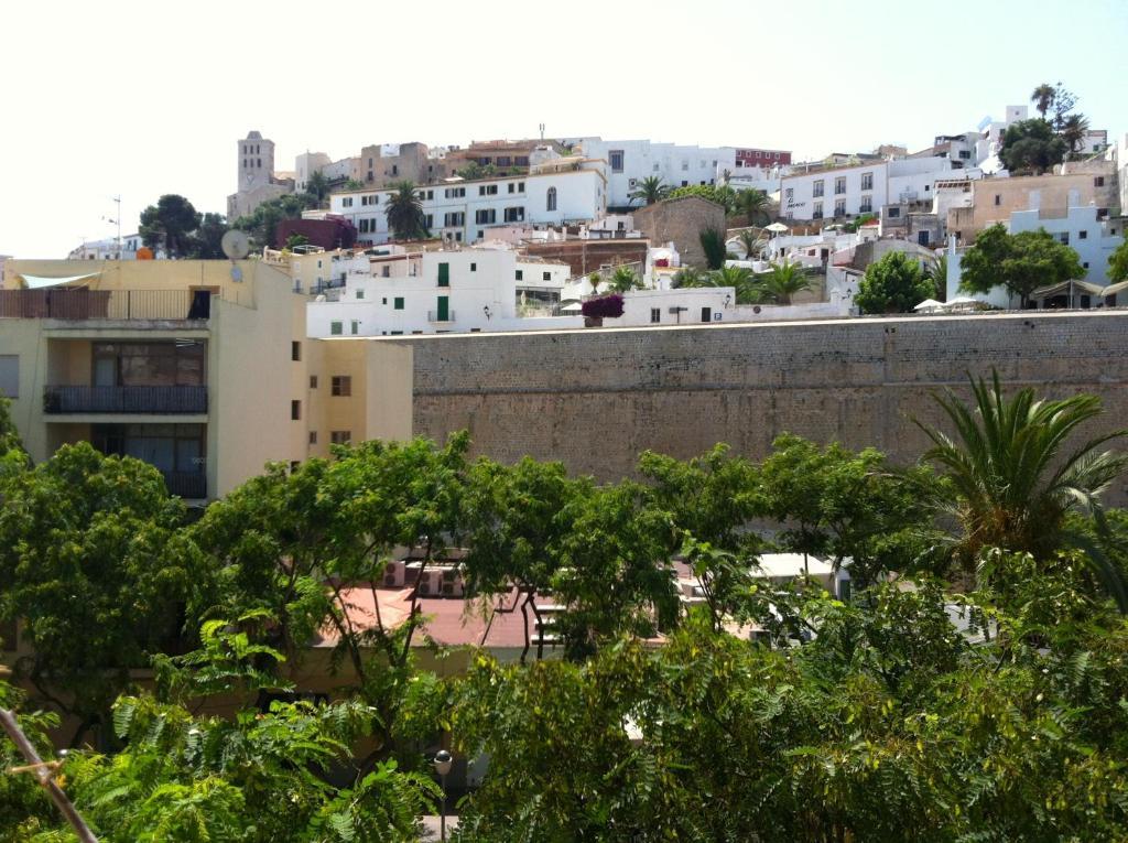 Hotel Casa de huéspedes Vara De Rey à Ibiza Extérieur photo